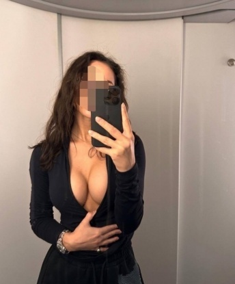 Анкета проститутки Надежда - город Чиньяворык, 23 года, №11076